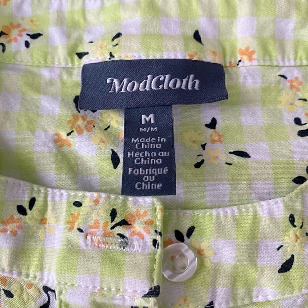 ModCloth Spring Fun in Gingham Blouse Medium - Picture 4 of 5